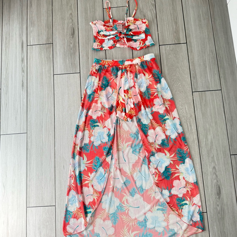 No Boundaries Pink and Blue Floral Set